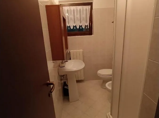 Bilocale Con Box A Due Passi Dalle Piste Da Sci Apartmán *